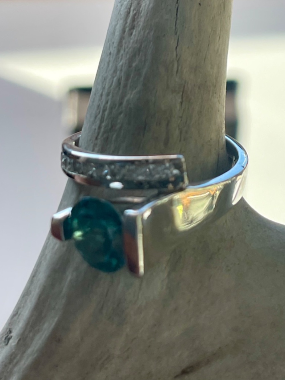 Frank Reubel Caribbean Blue Topaz Ring - Picture 5 of 7